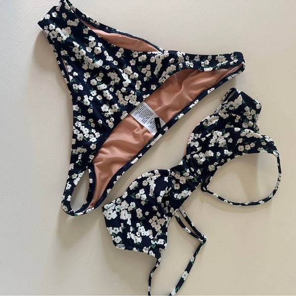 BOTTOM ONLY!! NWOT J Crew bottom in little blooms floral print - Picture 2 of 12